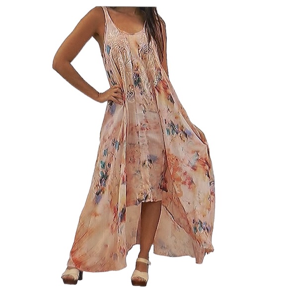 karyn seo Dresses & Skirts - Karyn Seo Round Neck High-Low Hem A-Line Dress in size Large